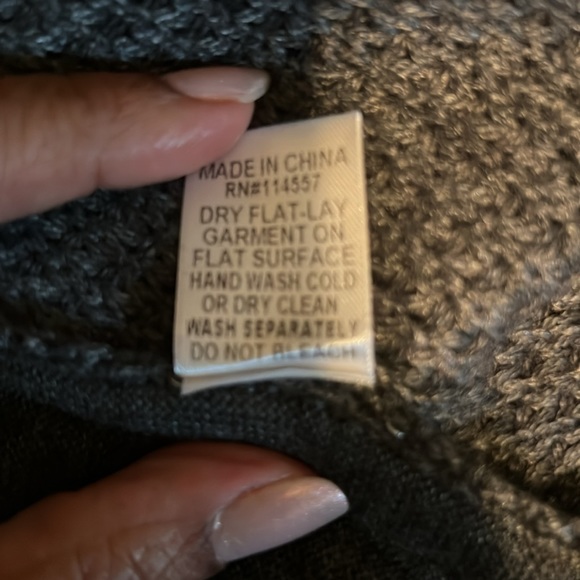 THML cowl neck sweater Size XS Two-tone gray and black - Picture 7 of 7